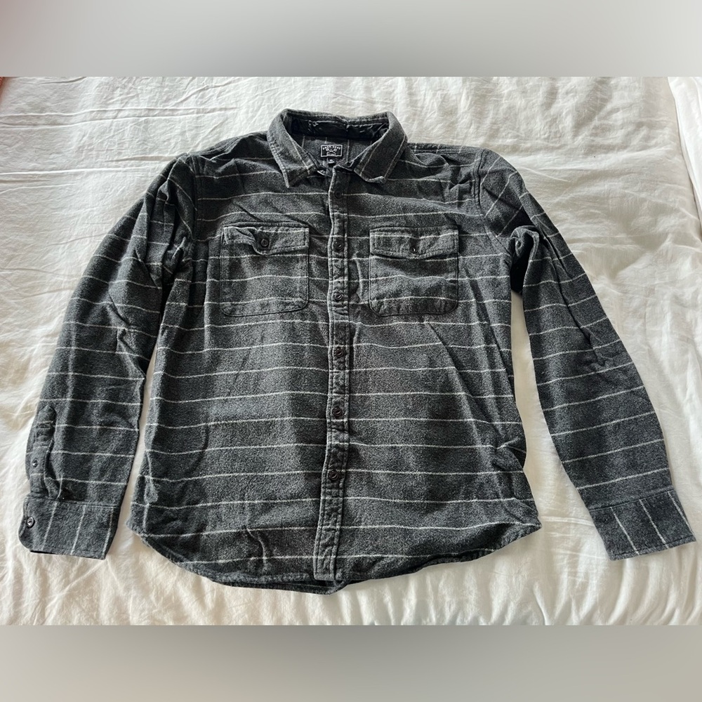 Men’s Dark Seas Division Charcoal Gray Button Up Flannel Shirt Size XL
